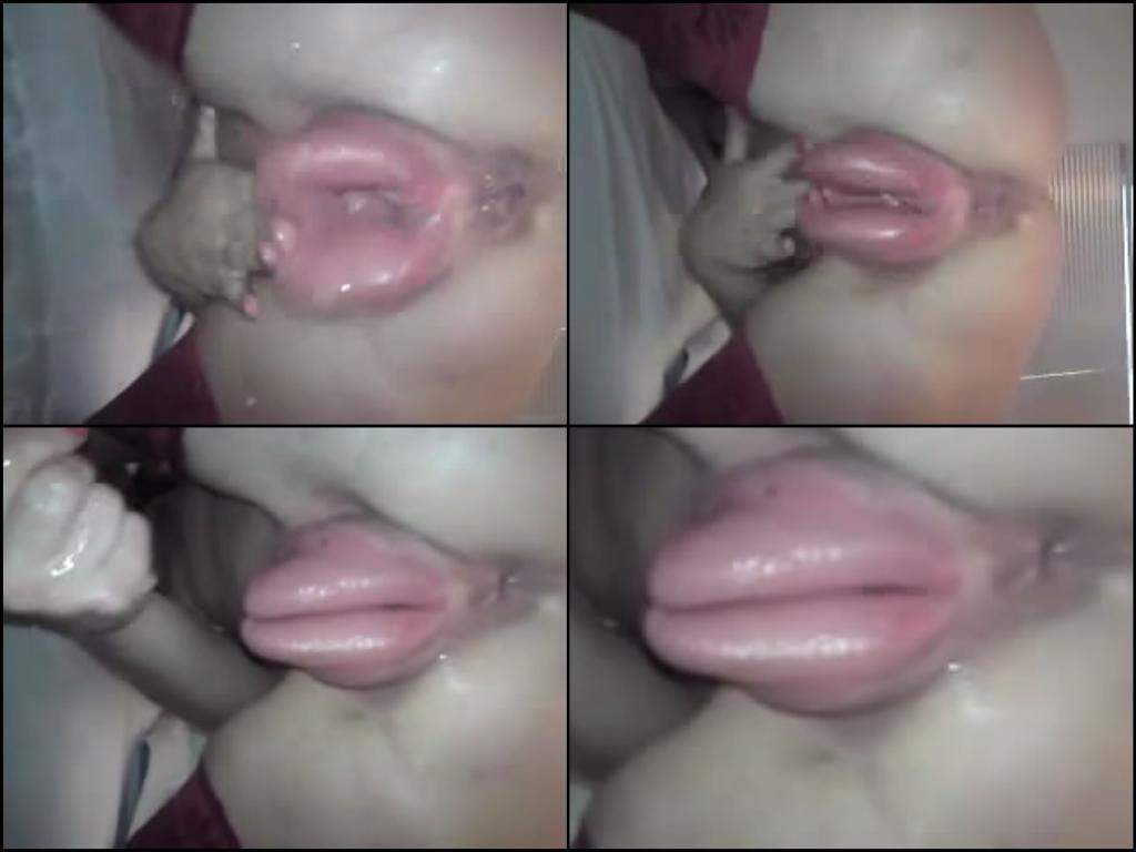 Extreme pussy pumping huge lips