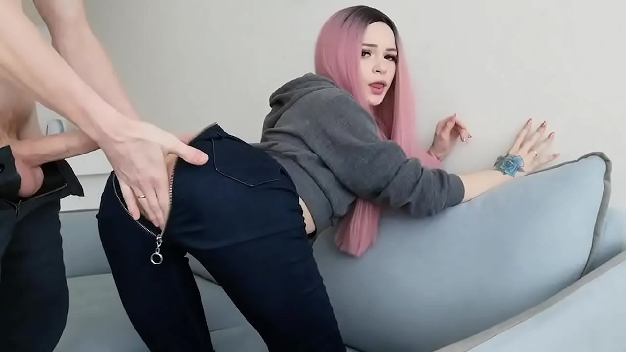 Fucked girl tight jeans cumshot