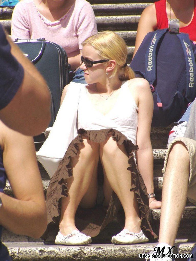 Upskirt oops Excellent pic free